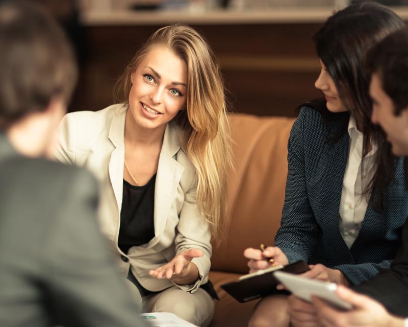 Métier Interprète : Comment le devenir ? Tout ce qu’il faut savoir