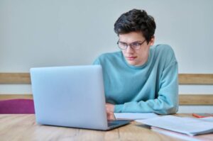 comment choisir ecole vente